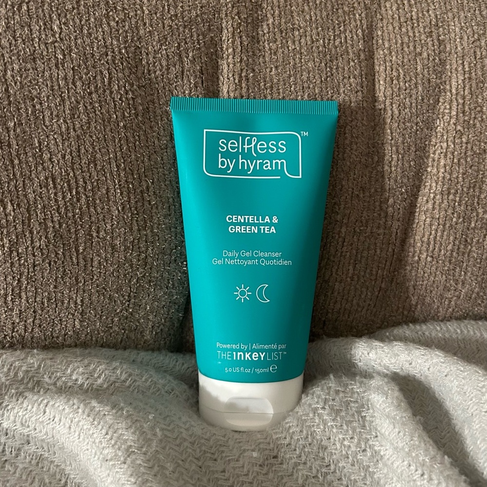 Selfless by Hyram Daily Gel Cleanser